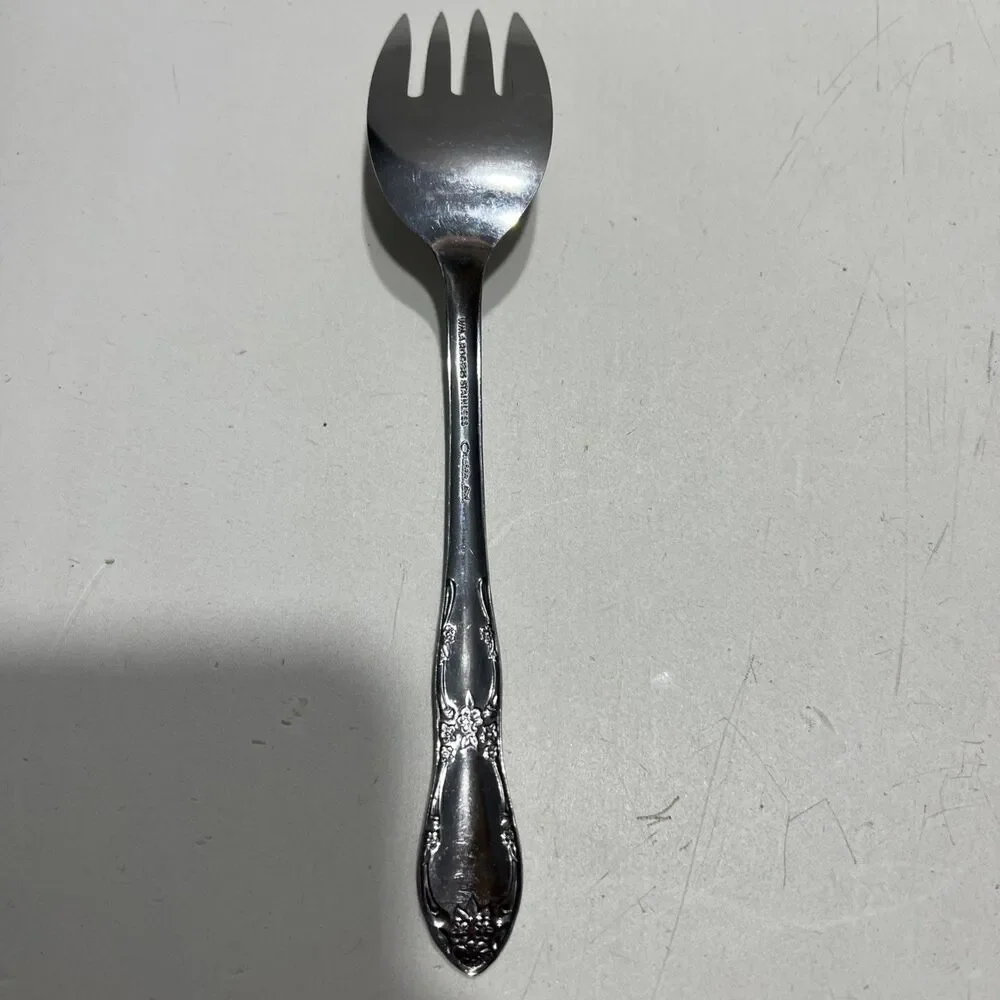 Wm A Rogers ︱Fenway ︱ Oneida ︱Stainless ︱Serving Fork︱7 3/4